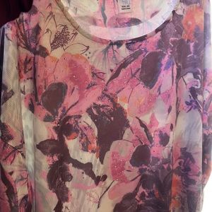 #83Floral Beatiful blouse,plus size XXXL (22),TIME and TRU